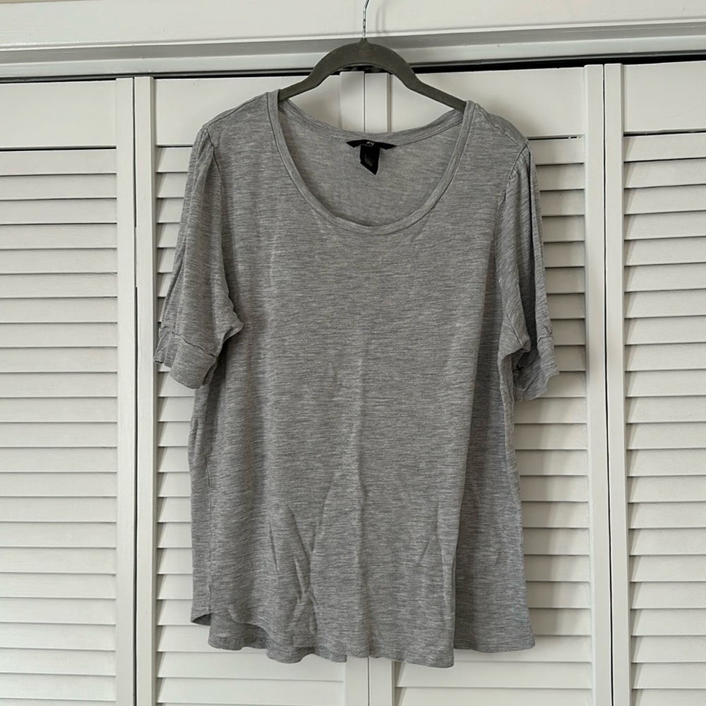 Gray shirt